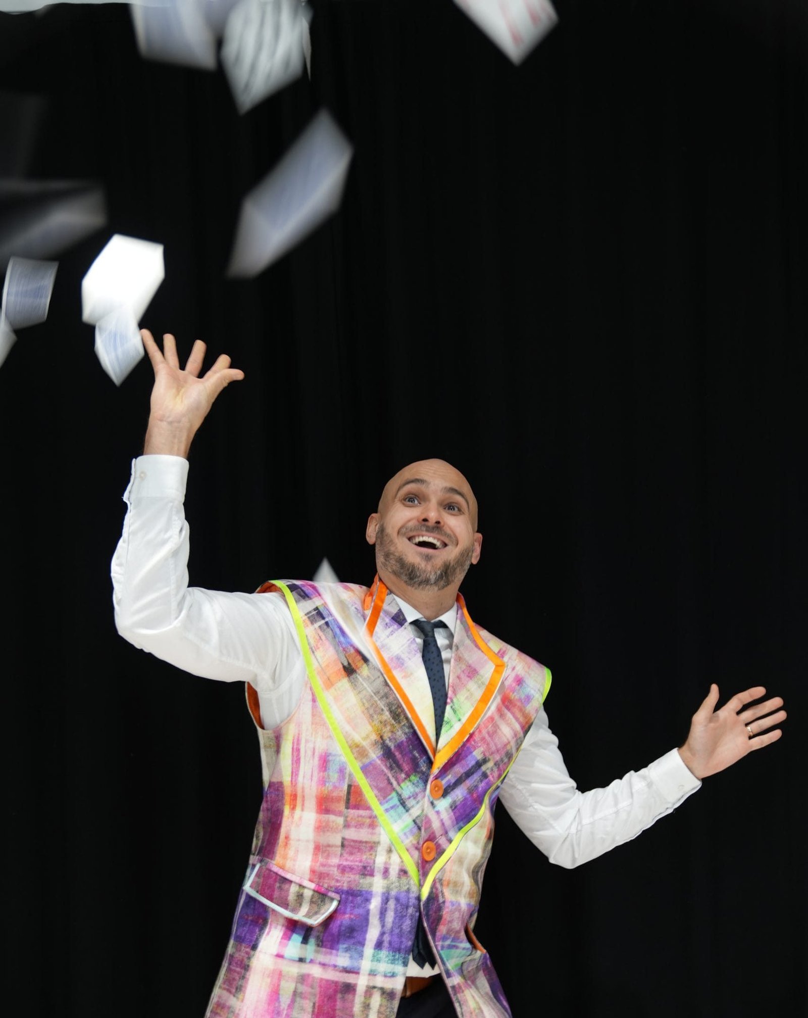 Esiintyjä kouluun Esiintyjä kouluun